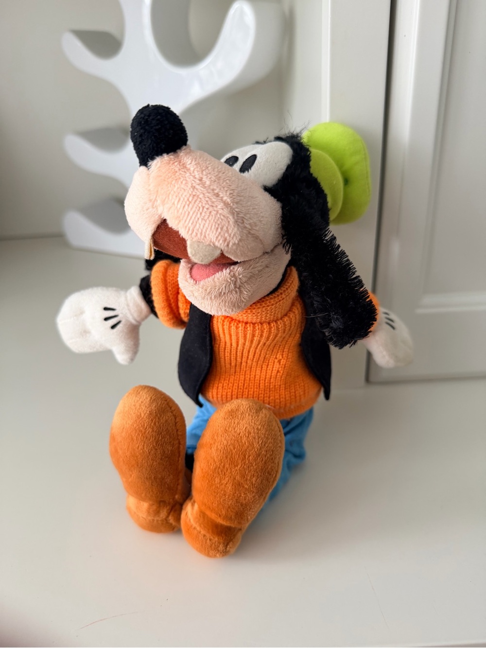 DISNEY Parks Exclusive Goofy Plush Stuffed Animal Toy Authentic Original 14”